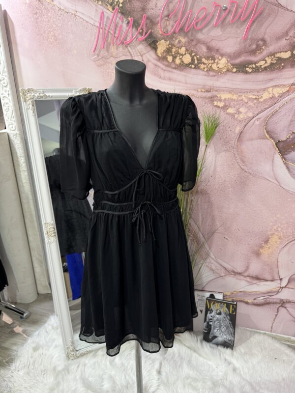 FUSTAN KREM ME ASTAR