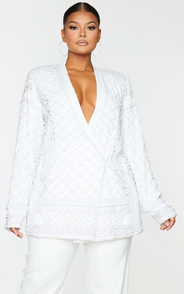 XHAKET PUNUAR ME RRUAZA